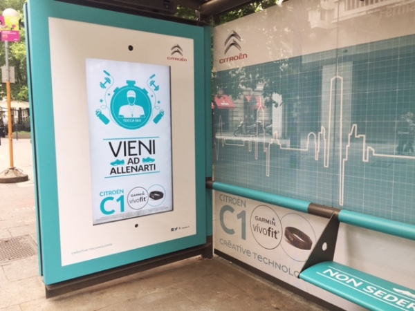 citroen-pensilina-interattiva-corso-sempione-valentina-coco-fashion-blogger-Master-of-Fit