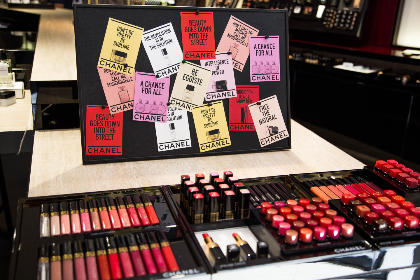 Chanel-Le-Rouge-Collection-n1-by-Lucia-Pica-firenze-valentina-coco-influencer