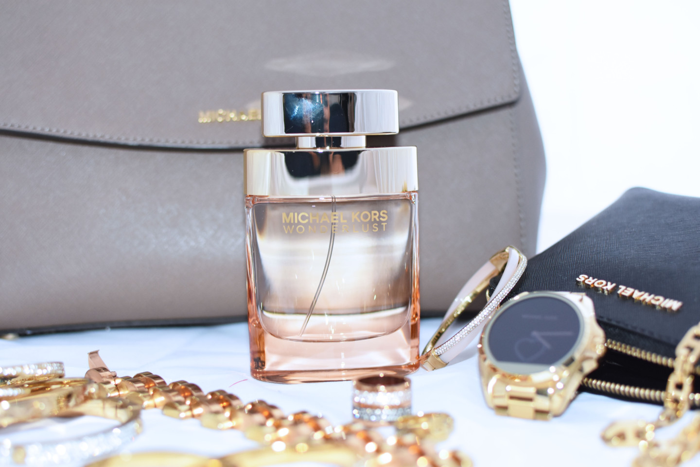 michael-kors-profumo-watch-accessitall-regali-natale-2016-valentina-coco-influencer